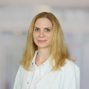 Karina Schirmer Assistenzärztin, Innere Medizin - Naturheilkunde